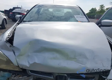 2004 Honda Accord 2.4 Ex из США, поврежденный, VIN 1HGCM56804A004563